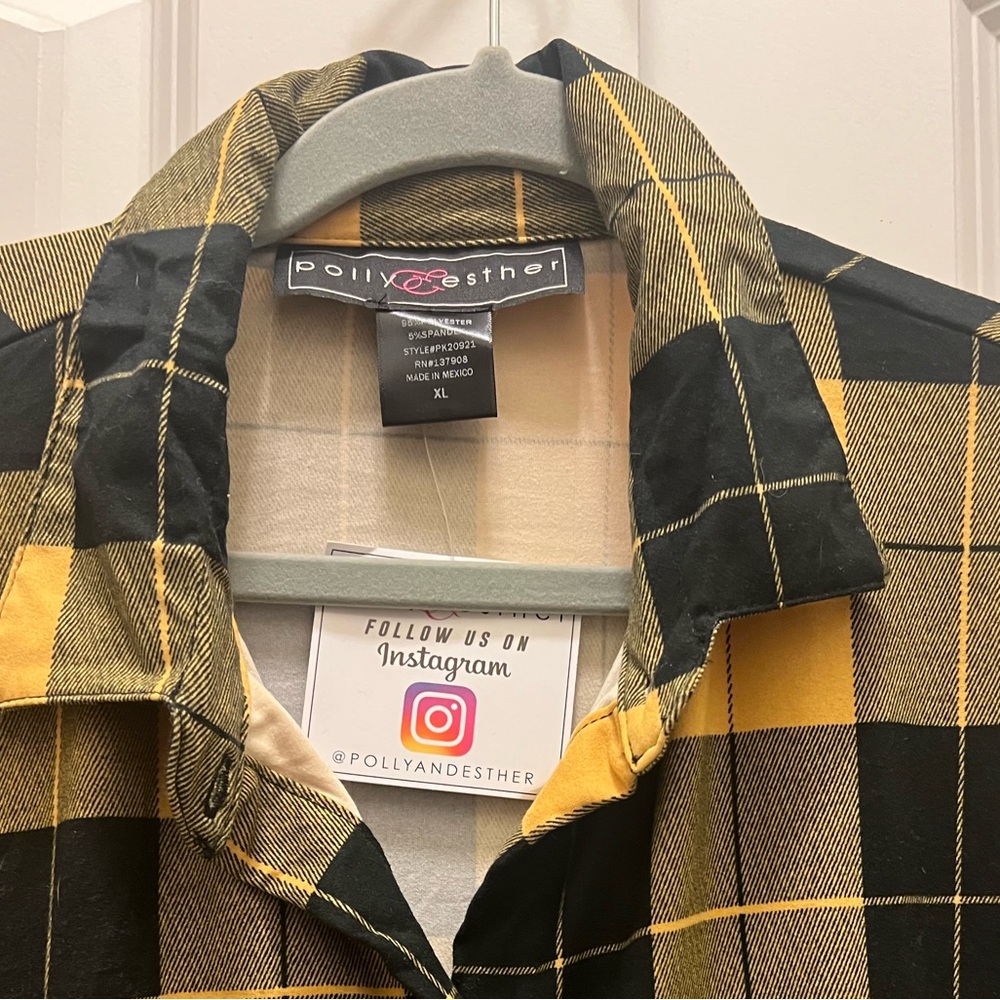 Polly & Esther NWT Light Flannel Size XL - Picture 2 of 6